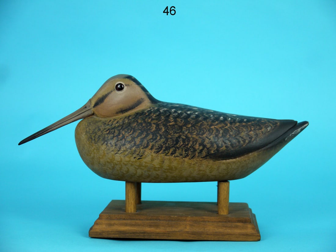 WOODCOCK. L. MAIORANO: FINE WOODCOCK by Lenny Maiorano, Rutherford, New Jersey. Excellent original paint and structural condition. Plump carving with detailed painted feather work to back. Raised wing tips and upswept tail 