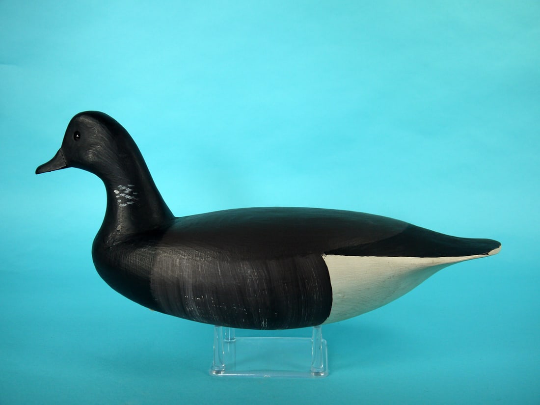 BRANT, J. HAMILTON: BRANT by John Hamilton, Cedar Run, NJ. Very good original paint and structural condition. Hollow construction. Retains glass eyes, carved bill detail and oval inlet weight. Maker's name carved in unde