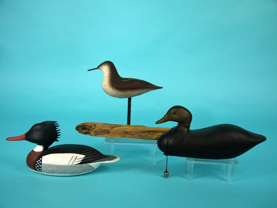 MINIATURE BLACK DUCK/SANDERLING, R. STEVENS: MINIATURE BLACK DUCK by Ron Stevens, Elizabeth City, NC. Together with a SANDERLING. Both in very good original paint and structural condition. Black duck with inlet weight, leather rigging, line and