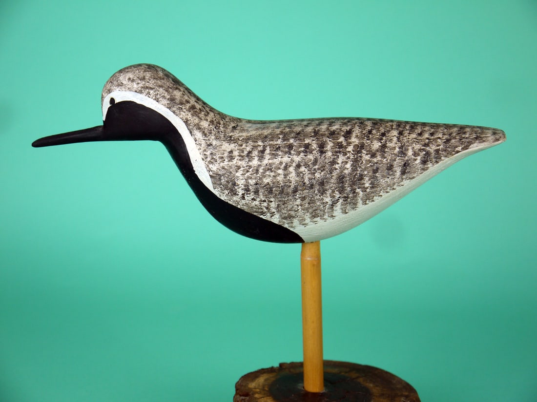 BLACK-BELLIED PLOVER, H. CONKLIN: FINE BLACK-BELLIED PLOVER by Hurley Conklin, Manahawkin, NJ. Very good original paint and structural condition. Detailed stipple paint pattern to body. Carved and painted eyes. Signed by maker.