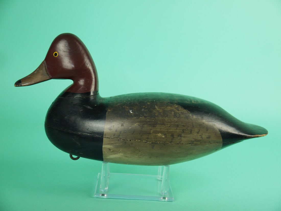 REDHEAD DRAKE, H.V. SHOURDS: REDHEAD DRAKE by Harry V. Shourds, Tuckerton, NJ. Restored paint and condition. Tight check the length of back. Hollow construction. Overall length is approximately 14 inches. 200-300