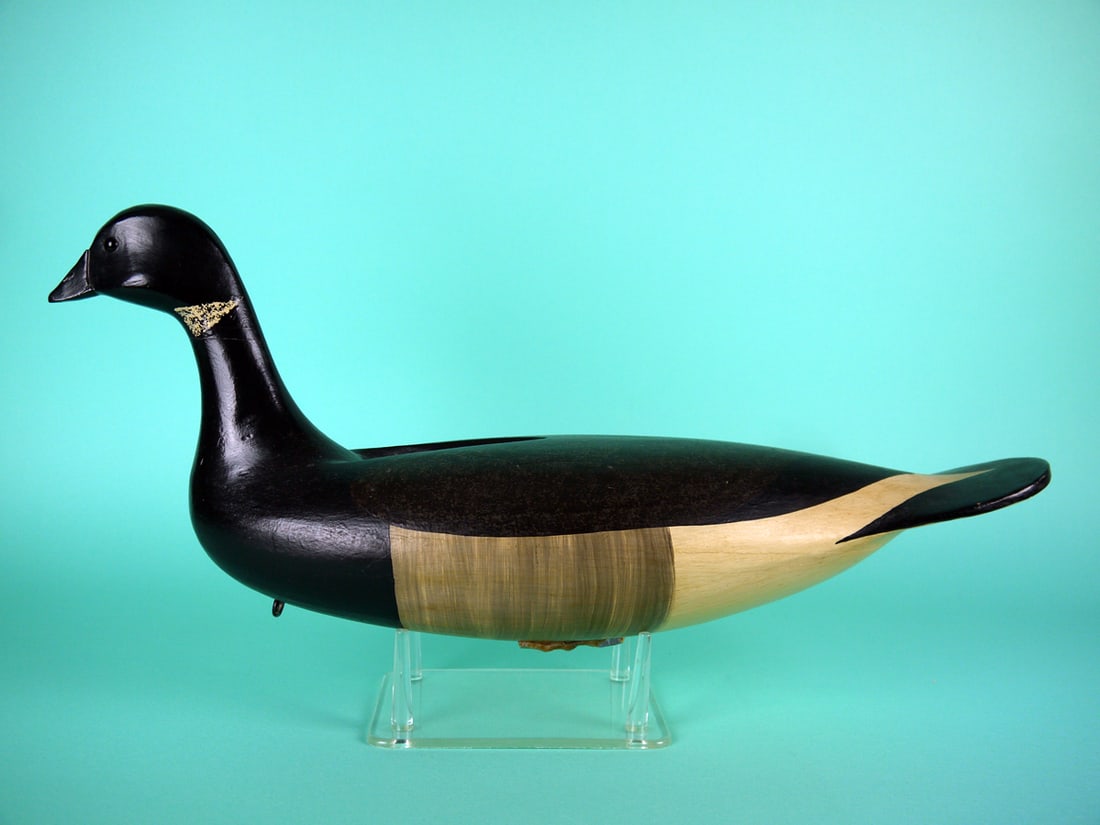 BRANT, R. DALEY: BRANT by Rob Daley, West Creek, NJ. Very good original paint and structural condition. Tight crack at mid-neck. Hollow construction. Racy swimming model with deep ice groove carving. Retains maker's