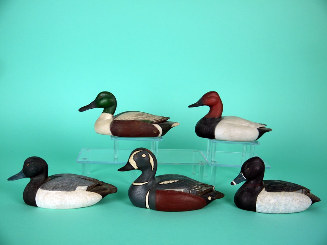 FIVE MINIATURE CARVINGS, M. HAGER (1 of 2)
