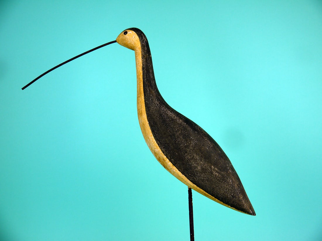 CURLEW, R. MORGAN: CURLEW by Richard Morgan, Warren, CT. Very good textured antiqued paint and structural condition. Retains glass eyes and long metal bill. Mounted atop a custom base. Branded RICHARD MORGAN MAKER.