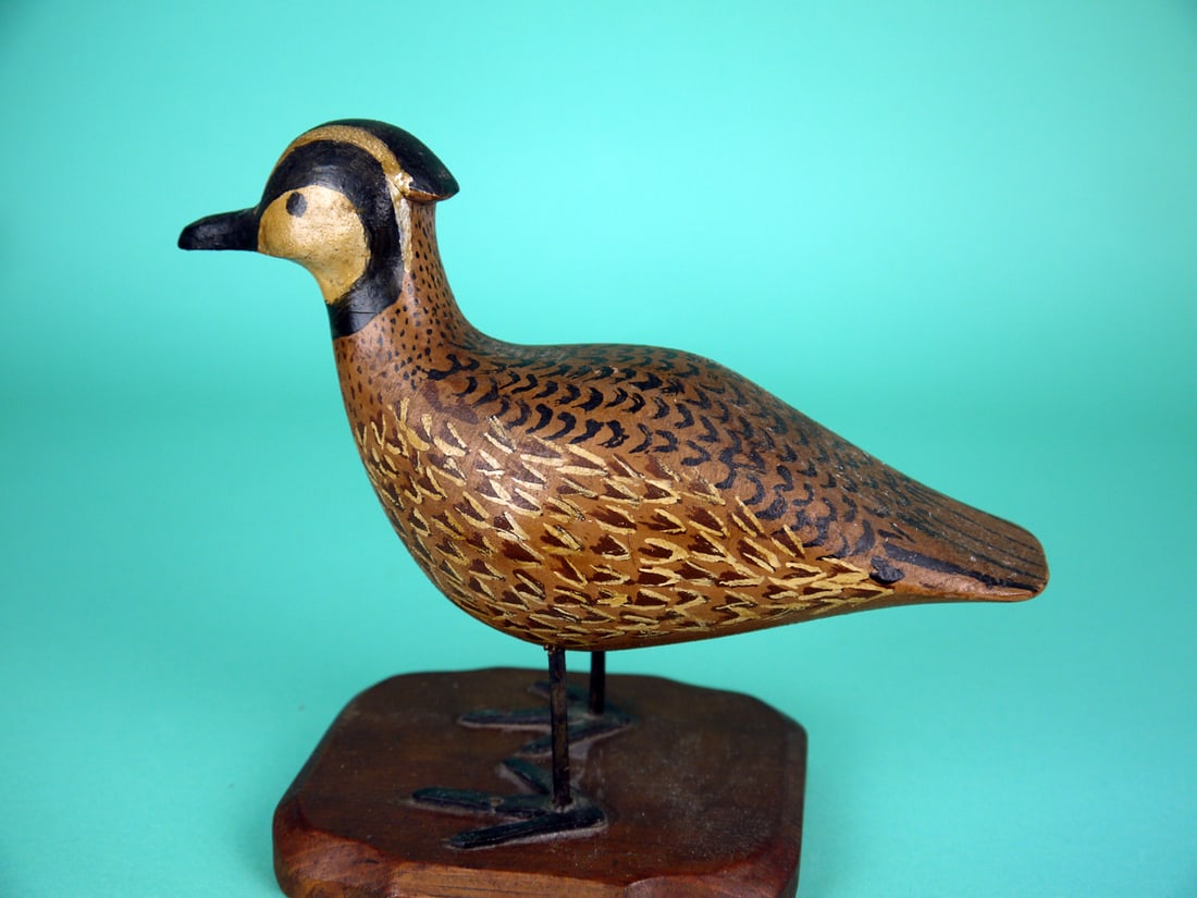 BOBWHITE QUAIL, J. PARKER: BOBWHITE QUAIL by Jay C. Parker, Parkertown, NJ. Very good original paint and structural condition. White areas have darkened from age. Very detailed painted feather work to body. Mounted on metal