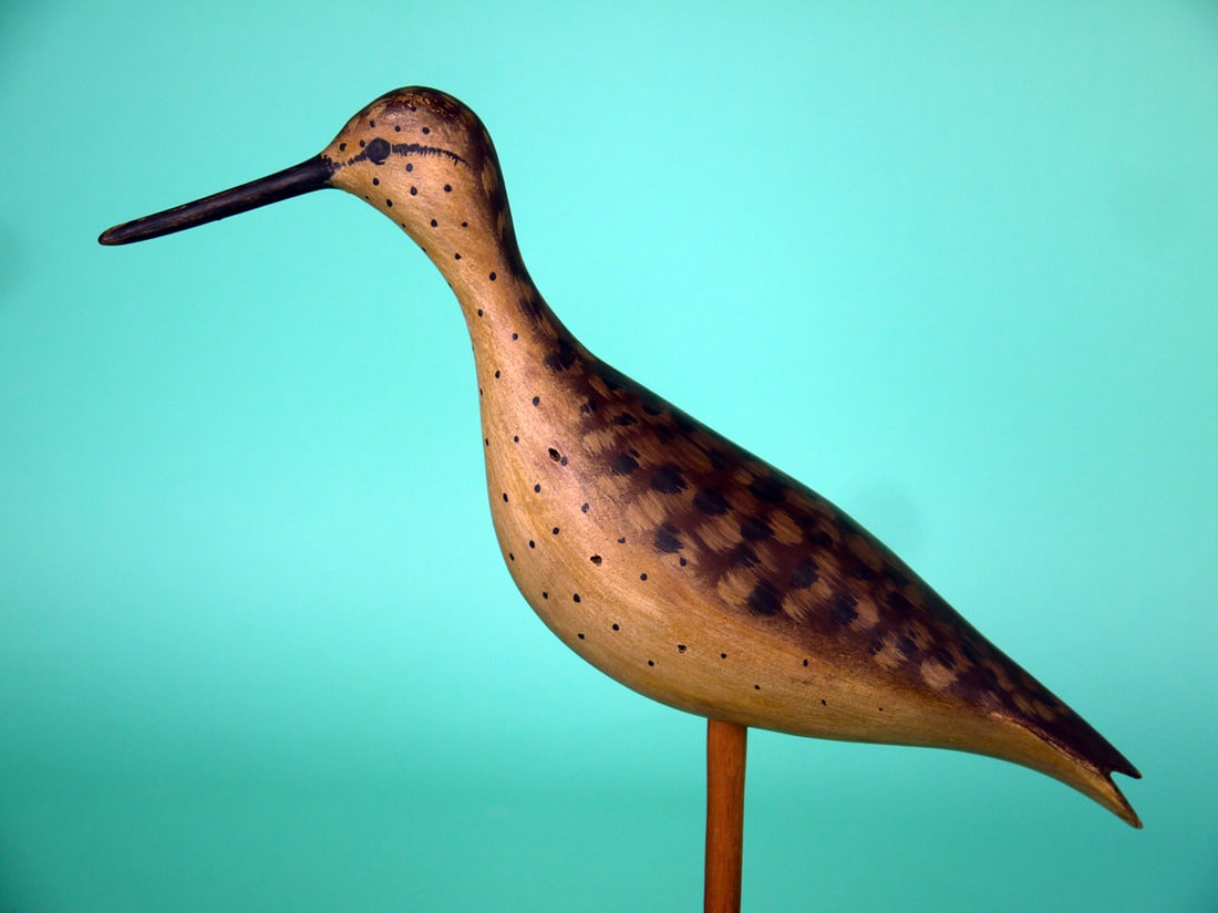 YELLOWLEGS, B. WHITE: EARLY YELLOWLEGS by Bob White, Tullytown, PA. Very good original paint and condition. Some very minor paint shrinkage in breast area. Nice dapple feather painting to back that extends to top of head.