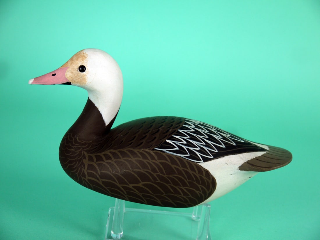 ONE-THIRD SIZE BLUE GOOSE, W. CRANMER: VERY FINE ONE-THIRD SIZE BLUE GOOSE by William Cranmer, Beach Haven, NJ. Excellent original paint and structural condition. Detailed painted feather work to back and sides. Slightly turned head