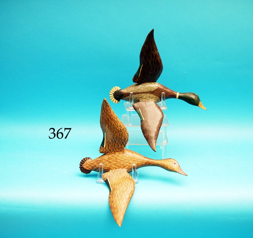 FINE PAIR OF ONE-THIRD SIZE MALLARDS in near-mint (1 of 1)