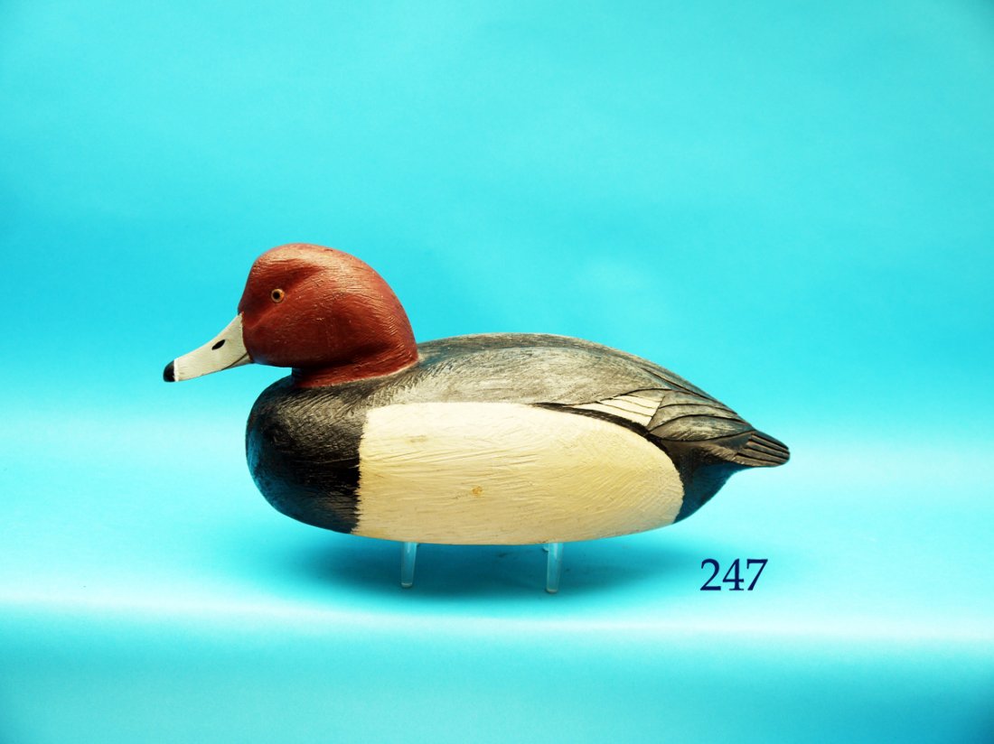 FINE REDHEAD DRAKE by the team of Wragg & Burrel,: FINE REDHEAD DRAKE by the team of Wragg & Burrel, London, ONT. Excellent original paint and unused condition. Deep ice groove with carved wings and fluted tail. Bottom keel removed. Branded “WB 76��