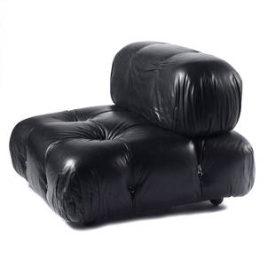 'Camaleonda' easy chair, 1971: Mario Bellini , H. 75 x 97 x 95 cm. Made by B&B Italia, Novedrate, Como. Black leather, wood, painted black, black rubber.