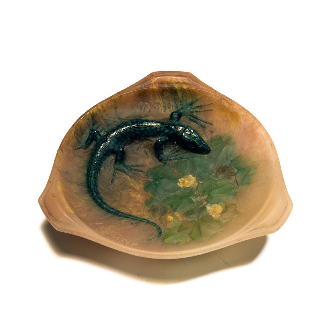 'LŽzard' vide poches, c1925 (1 of 2)