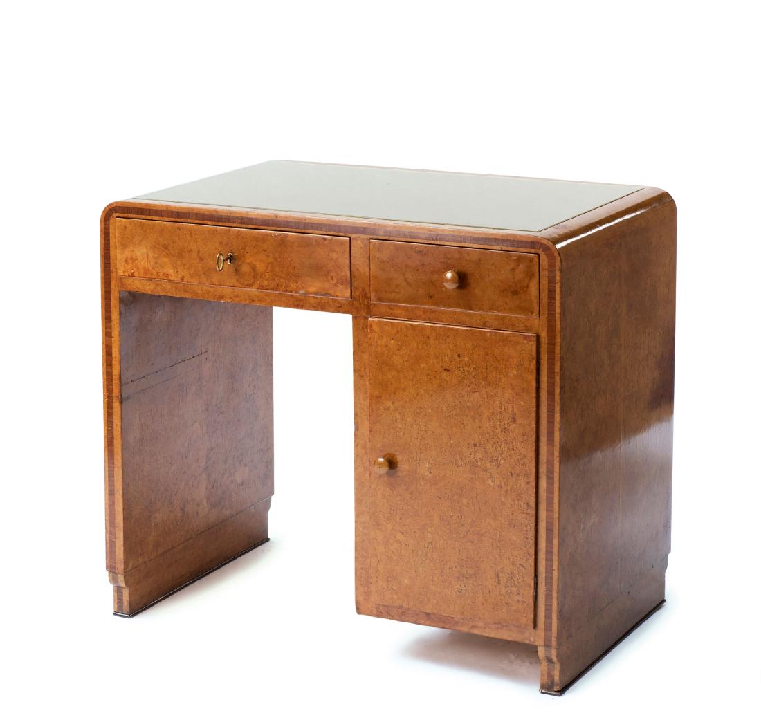 Small Writing Desk 1930s Oct 09 2018 Quittenbaum
