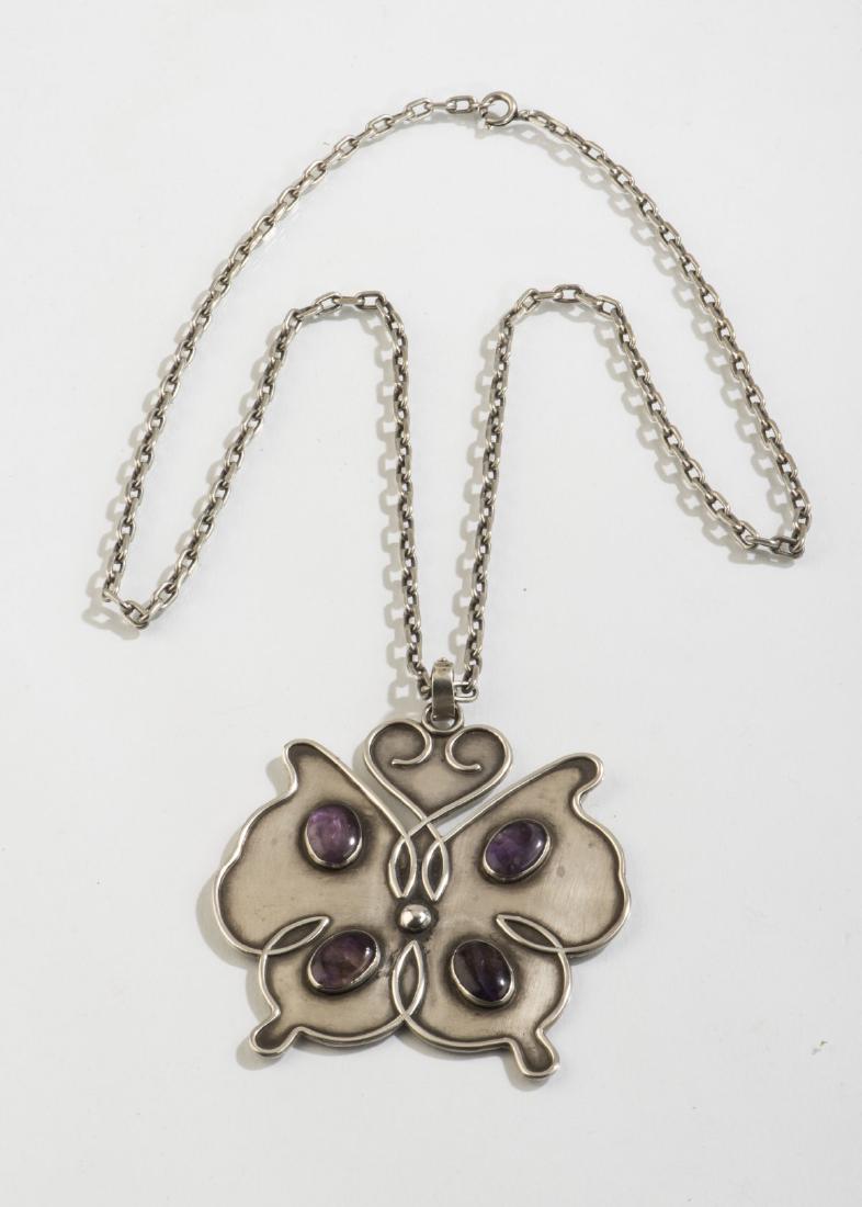 Necklace with pendant, 1950s (1 of 2)