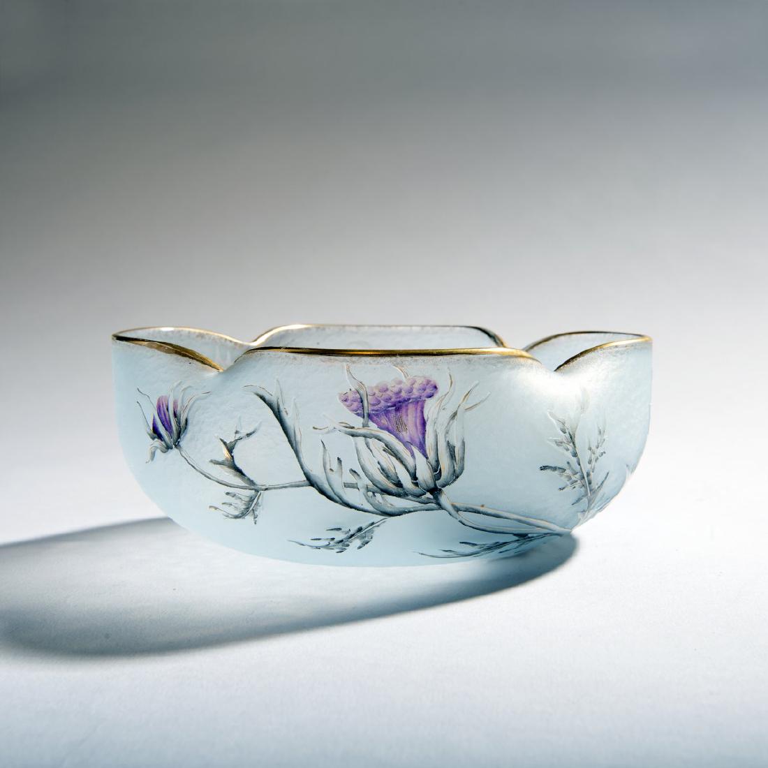 Daum Freres, 'Chardons en Fleurs', bowl, c. 1900: Daum Freres, Nancy, 'Chardons en Fleurs', bowl, c. 1900, H. 5.7 cm, D. 15 cm. Cased glass, clear and light blue. Etched with a polychromatic enamelled pattern. Motif with flowering thistles, gold embe