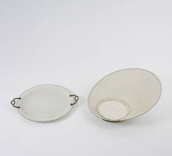 M. Mategot (attributed), Bowl and tray, 1950s: M. Mategot (attributed), Bowl and tray, 1950s, Mathieu Mategot (attributed). H. 14.5 x 44.5 x 38 cm; 40 x 34 cm. Made by Artimeta, Soest (attributed). Perforated sheet metal, painted white, tubular br