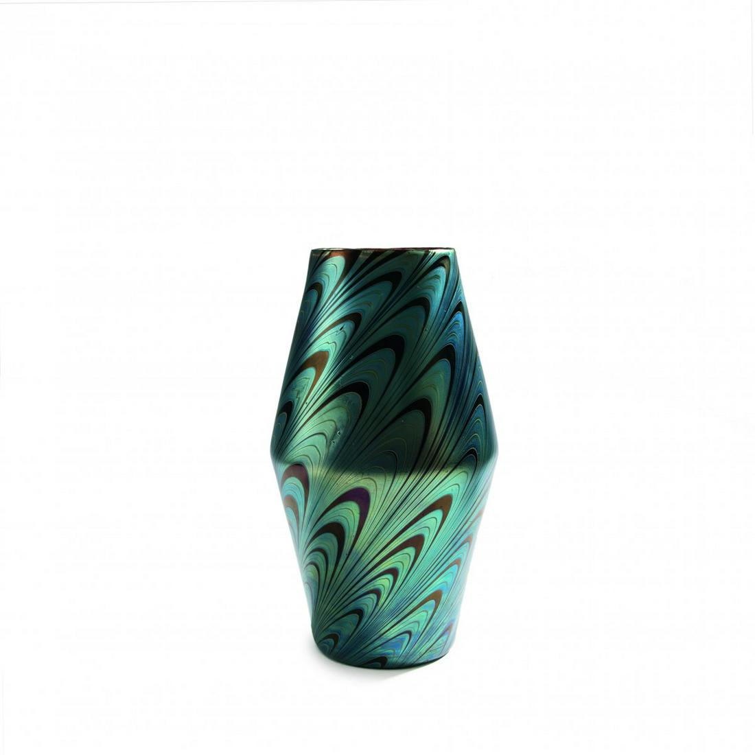 Loetz Wwe., KlostermÃ¼hle, 'PhÃ¤nomen' vase, 1899 (1 of 4)