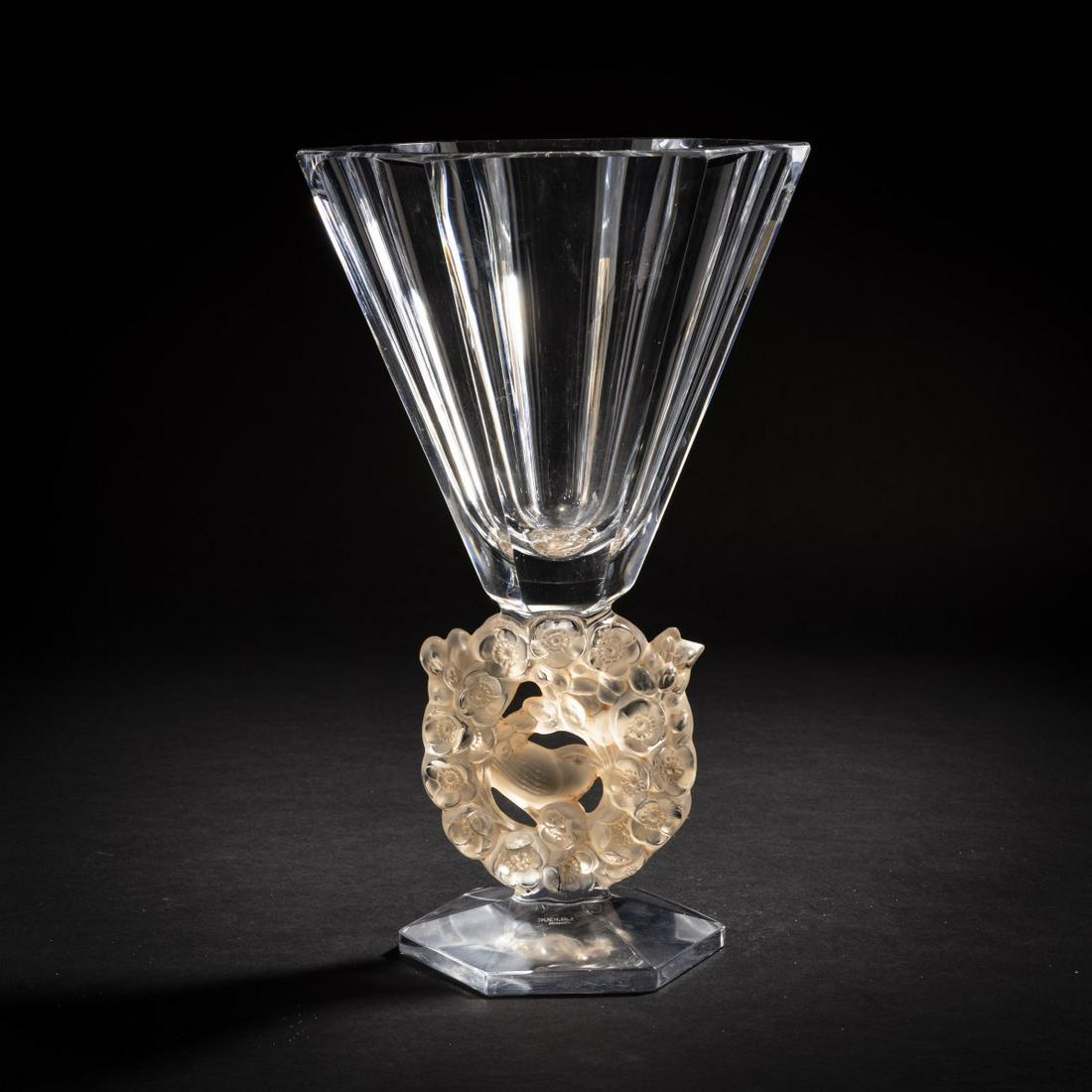 René Lalique, 'Mésanges' vase, 1931: René Lalique, 'Mésanges' vase, 1931, H. 30.9 cm. Clear, moulded glass, brown-orange patina, partially satined. Signed: LALIQUE FRANCE (sandblasted)., Marcilhac, René Lalique, Pari