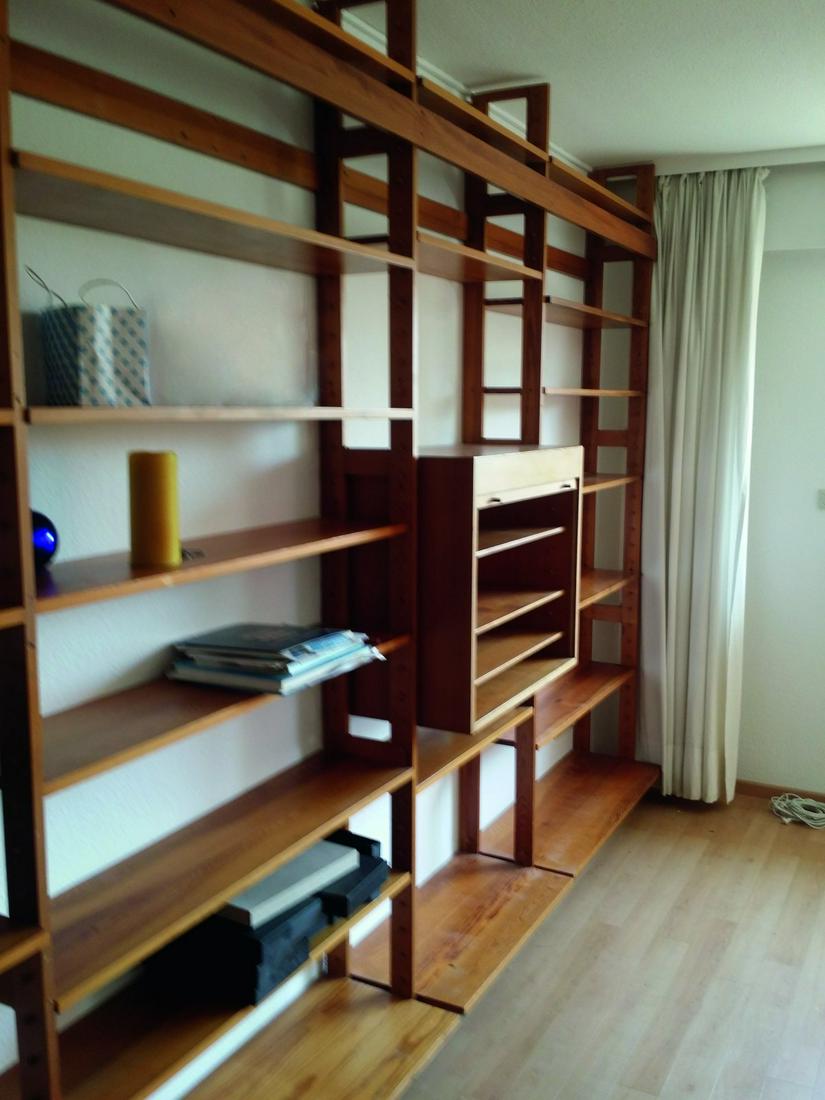 Egon Eiermann, 'Krippenhof' shelf, 1950s: Egon Eiermann, 'Krippenhof' shelf, 1950s, H. 225-240 cm. 12 shelf ladders with 55 shelves in different widths and depths; one shelf box with three shelves, one bar box with a shelf, red inside; both b