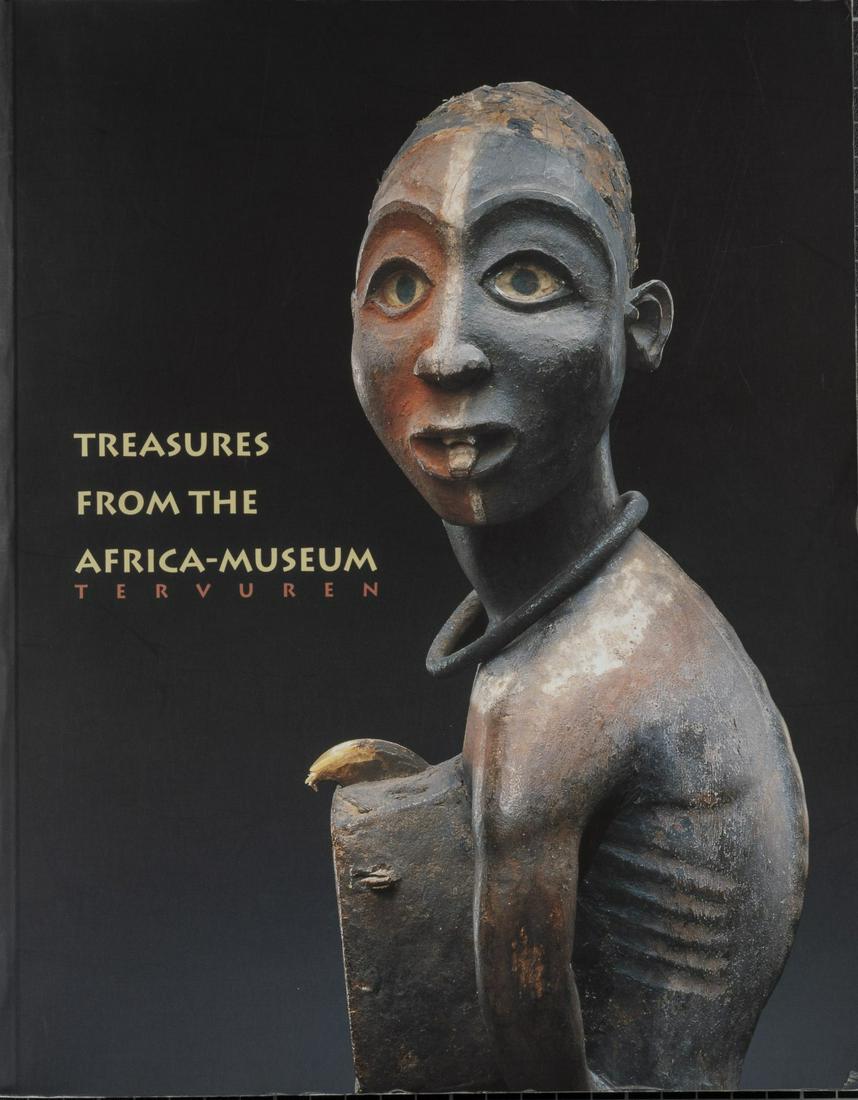 Gustaaf Verswijver e.a., Treasures from the: Gustaaf Verswijver e.a., Treasures from the Africa-Museum Tervuren, Exhib. Cat. Treasures from the Africa-Museum Tervuren, Royal Museum for Central Africa, Tervuren 1995.,