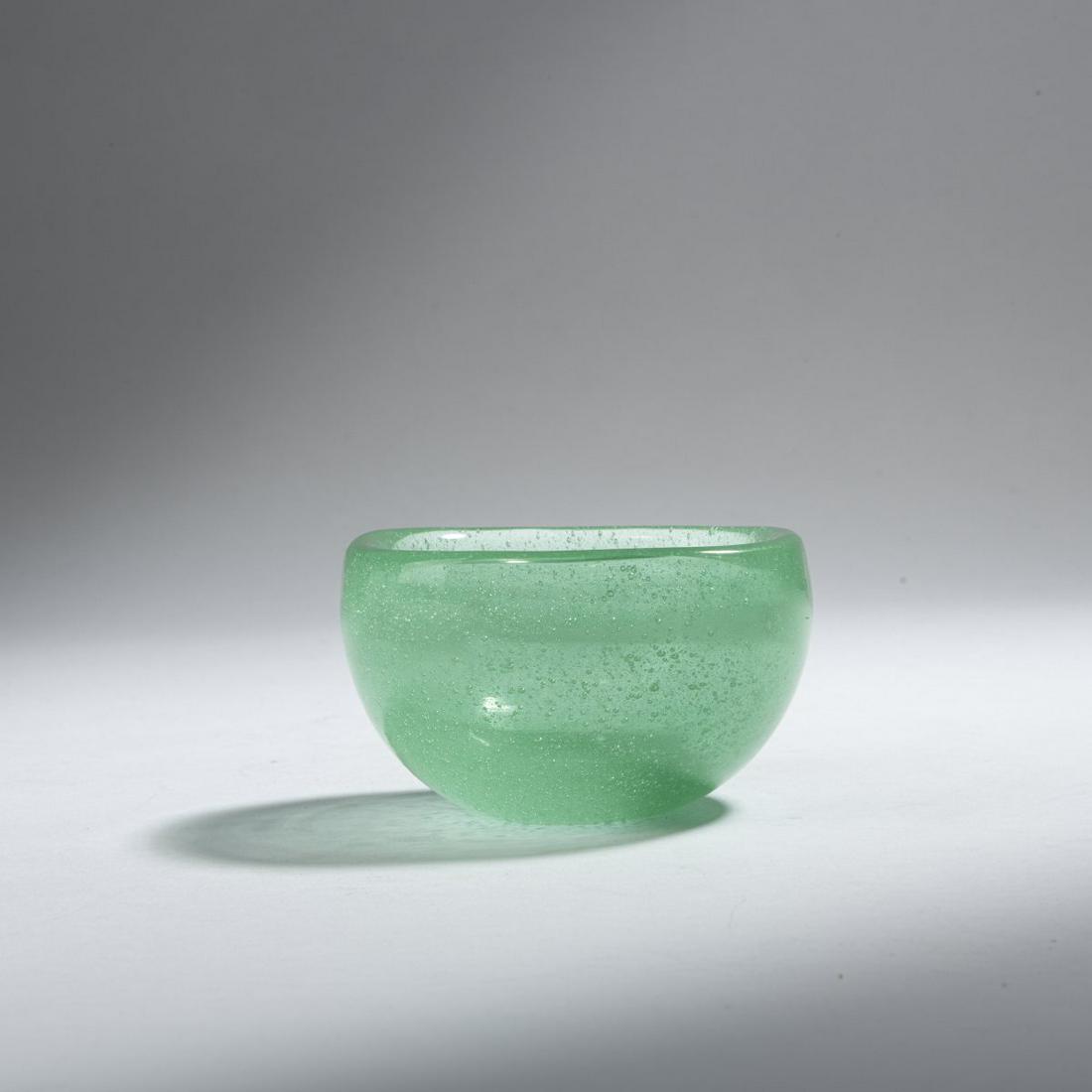 Carlo Scarpa, 'Sommerso a bollicine' bowl, um 1934: Carlo Scarpa, 'Sommerso a bollicine' bowl, um 1934, H. 5.3 cm; 9.3 x 9.3 cm. Execution: Venini & C. Cased glass, clear and green with a heavily blistered layer. Unmarked,
