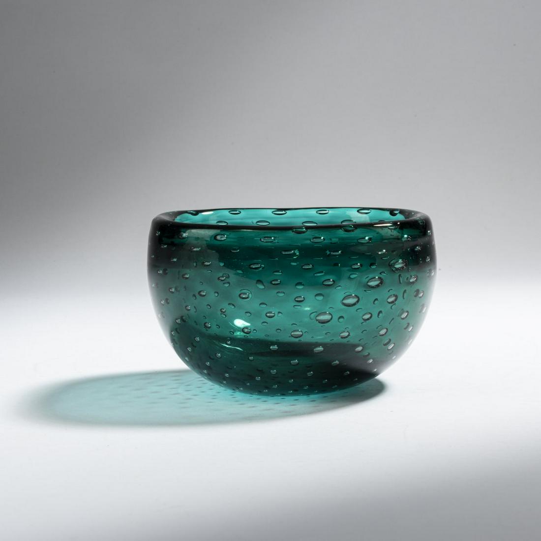 Carlo Scarpa, 'A bolle' bowl, c. 1934: Carlo Scarpa, 'A bolle' bowl, c. 1934, H. 8.3 cm; 14 x 14 cm. Execution: Venini & C. Cased glass, clear and green, air bubbles. Signed on the bottom: venini murano ITALIA (etching stamp).,