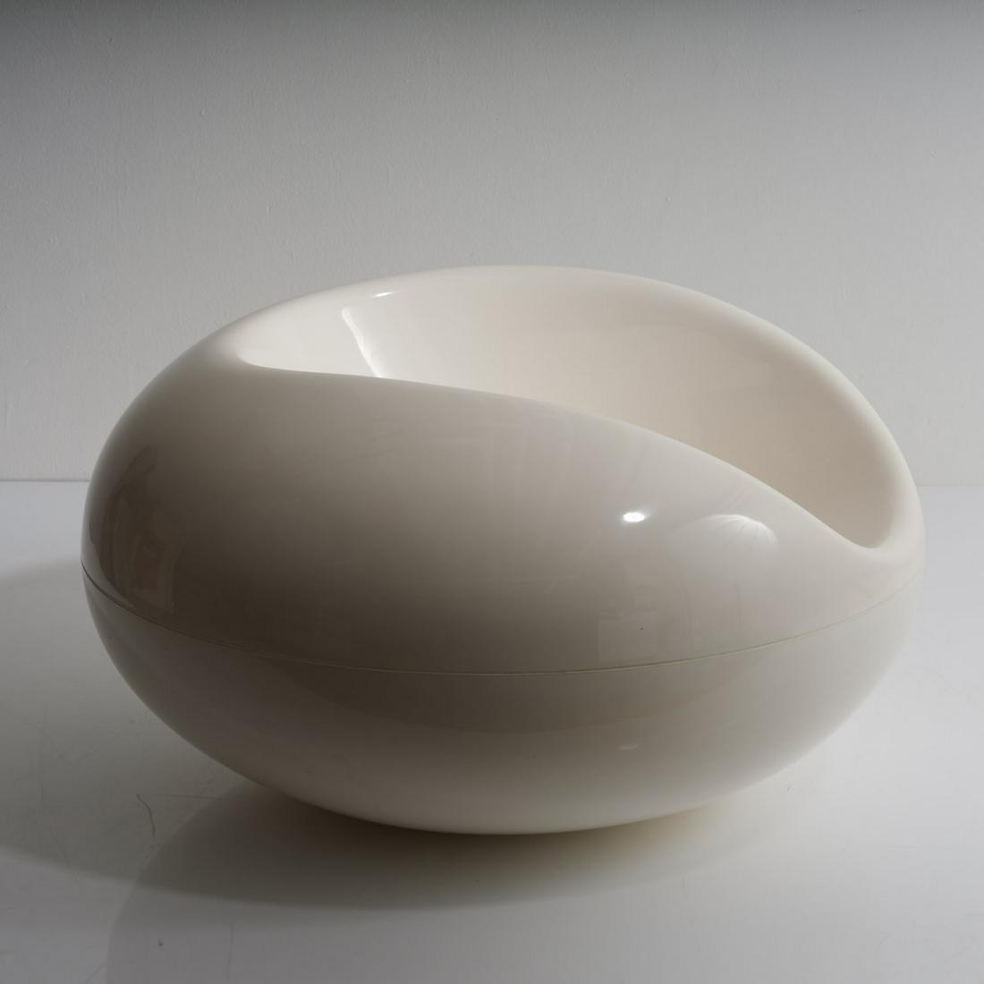 Eero Aarnio, Easy chair 'Pastilli', 1967 (1 of 8)