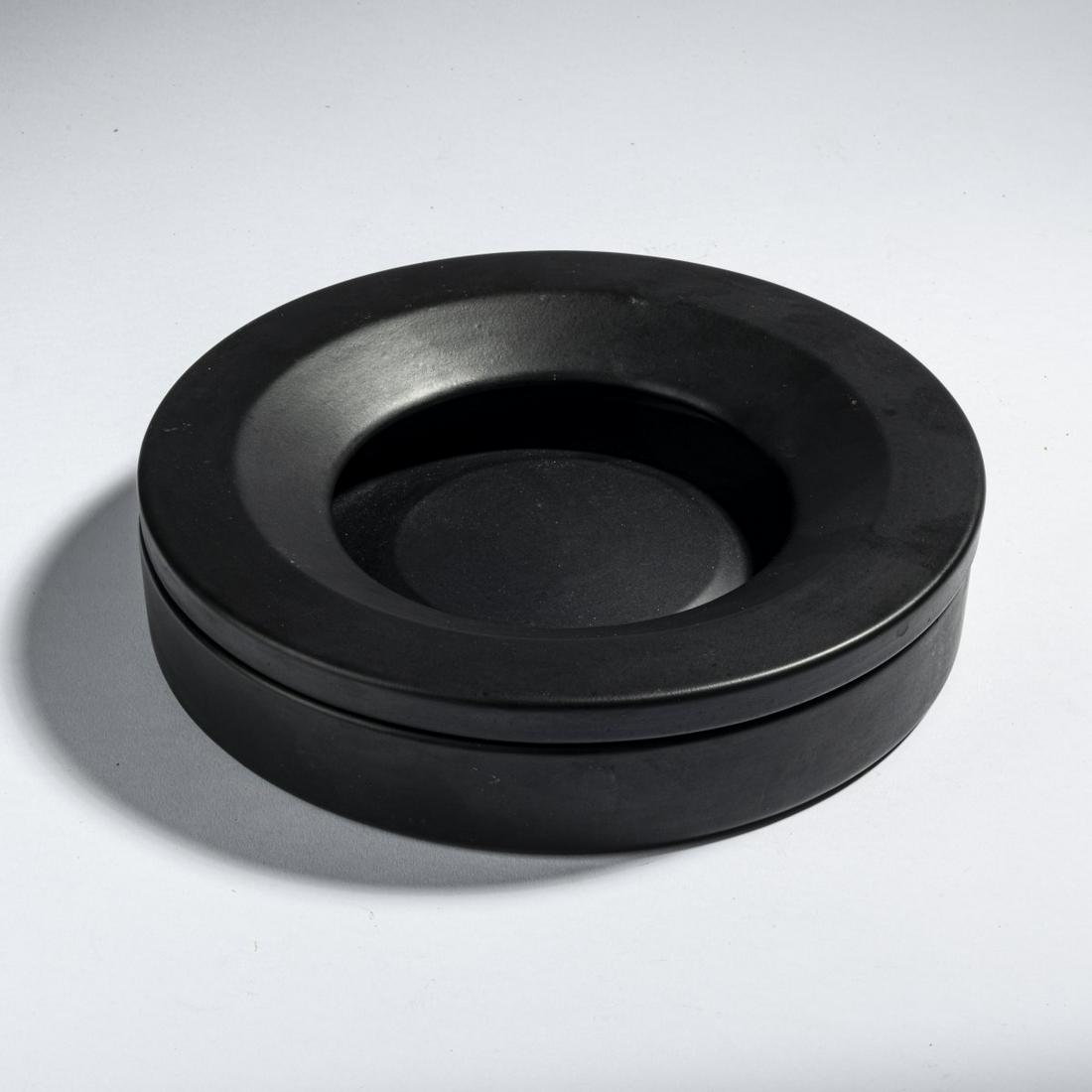 Angelo Mangiarotti, Ashtray 'Barbados' - '4000B', 1964: Angelo Mangiarotti, Ashtray 'Barbados' - '4000B', 1964, D. 25 cm. Made by Danese, Milan. Earthenware, glazed matt black. Marked: manufacturer's mark., Cat. Danese Milano 1976, no. 75.
