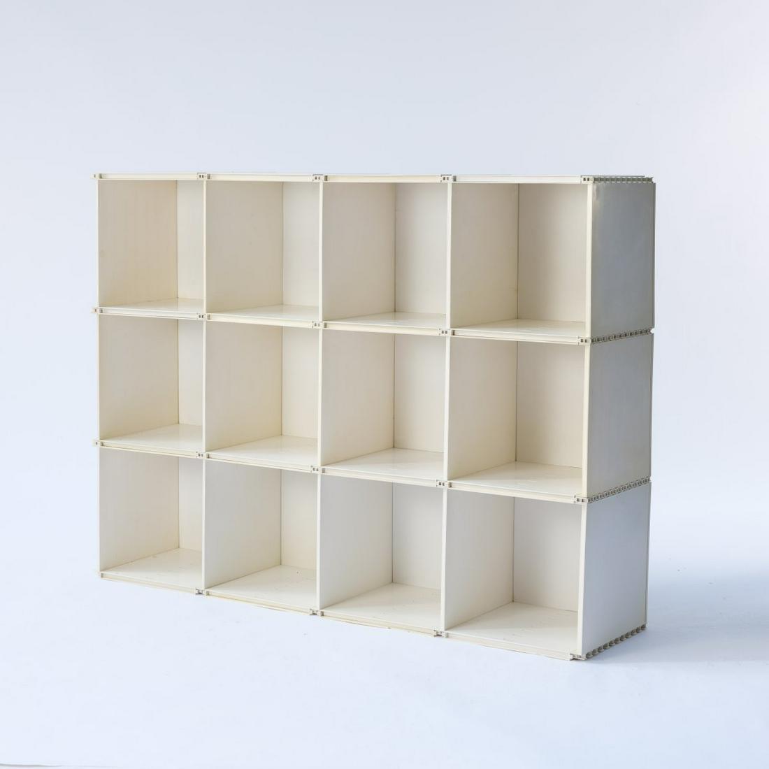 Enzo Mari, Shelving system 'Glifo', 1969: Enzo Mari, Shelving system 'Glifo', 1969, H. 113 x 151 x 36.5 cm. Made by Gavina, Milan. Plug-in system made of white plastic elements. Marked: manufacturer's mark., Gramigna, Repertorio 1950-1980, Mi