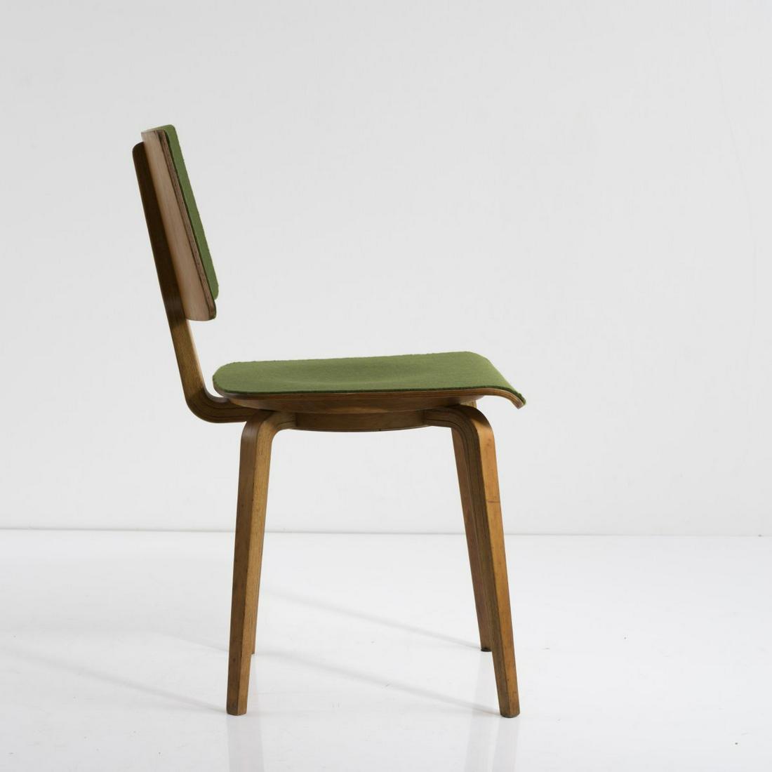 Franz Ehrlich, 'Radio hall' chair, c. 1955: Franz Ehrlich, 'Radio hall' chair, c. 1955, H. 76 x 41,5 x 51.5 cm. Made by VEB Deutsche Werkstätten, Dresden-Hellerau. Beech plywood, green felt. Aluminium badge, marked: 16524., Since the end o