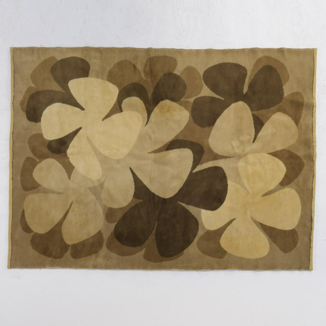 Wolf Bauer (attr.), 'Flower blossoms' carpet, c. 1965: Wolf Bauer (attr.), 'Flower blossoms' carpet, c. 1965, H. 153 x 212 cm. Wool, earth tones.,