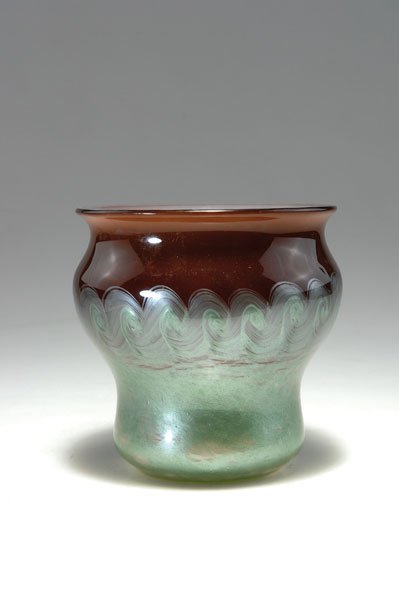 Loetz Wwe., Klostermuehle: Johann Loetz Wwe., Klostermuehle. Titania vase, 1907. H. 14.5 cm. Shape no. 5088. Cased glass, opal white and clear, upper part brown, combed silver threads, executuion 38 Titania opal with brown.