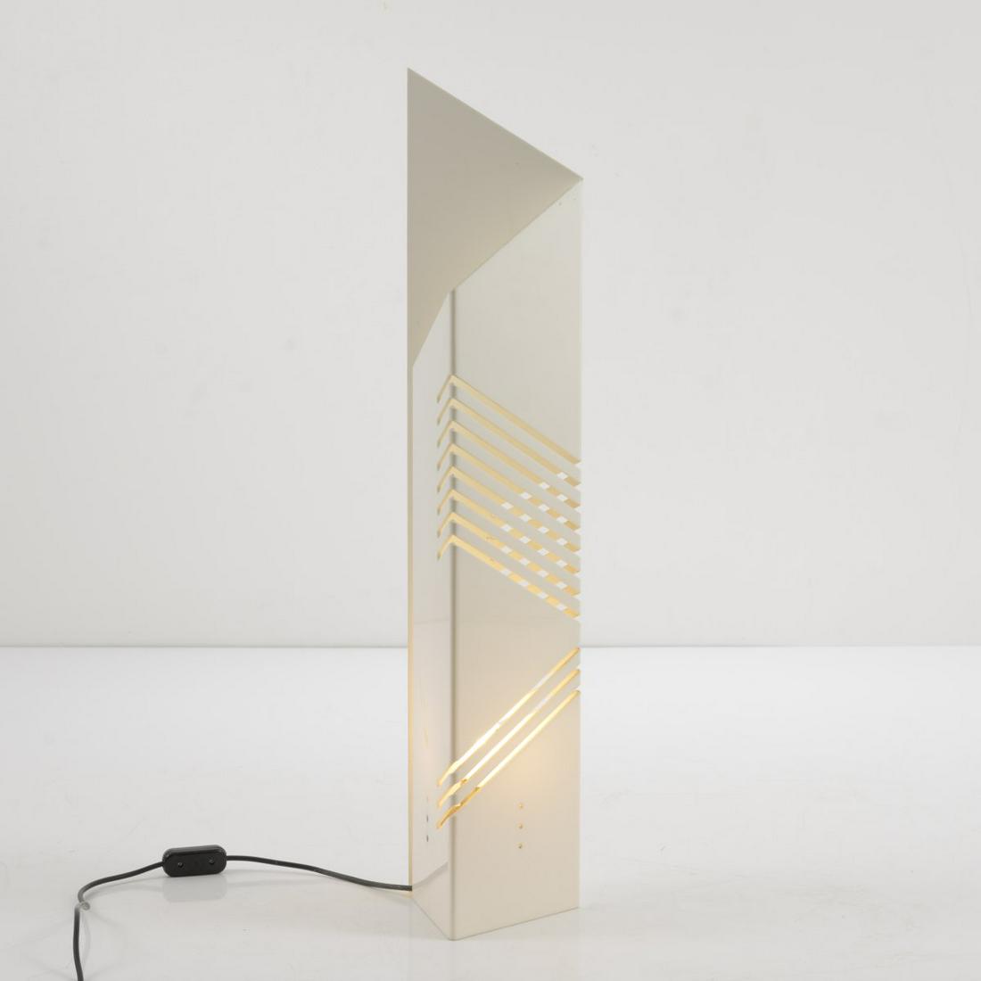 Lorenzo Carmellini; Federico Rezzonico, Table light (1 of 2)