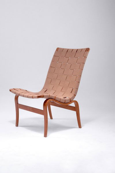 Mathsson, Bruno: Bruno Mathsson. Easy chair, designed in 1934 / 41. H. 83 x 49 x 66 cm. Made by Karl Mathsson, VŠrnamo. Birch plywood, hemp straps. Marked: Bruno MATHSSON Mšbler, Bruno MATHSSON FIRMA KARL MATHSSON M