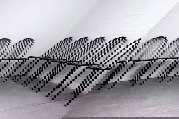 Mallet-Stevens, Robert (zugeschrieben): Robert Mallet-Stevens (attributed). Ten stacking chairs, designed circa 1928. H. 81 x 40 x 47 cm. Made by Ecart International, Paris (attributed). Tubular steel, sheet steel, painted antracite grey.