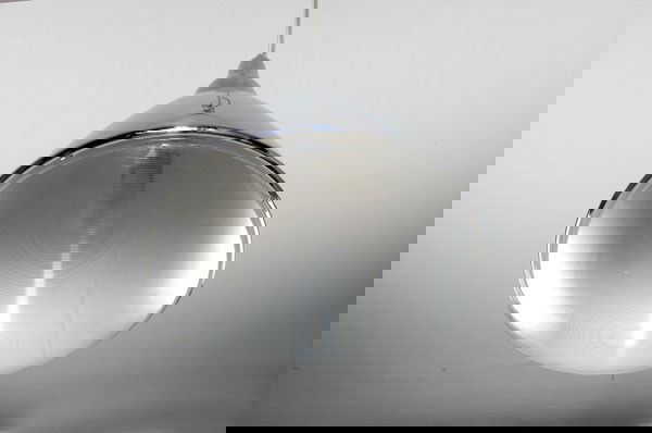 Maurer, Ingo: Ingo Maurer. 'Headlight' ceiling light, designed in 1968. H. 42 cm; Diameter 39.5 cm. Made by Design M Ingo Maurer, Munich. Chrome-plated steel, clear plastic.