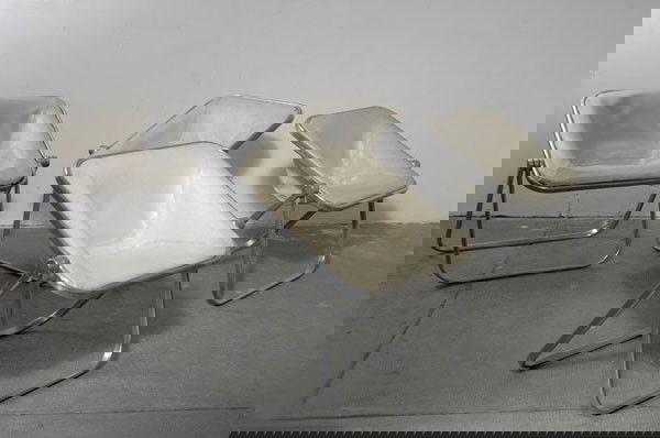 Piretti, Giancarlo: Giancarlo Piretti. Four 'Plona' folding chairs, designed in 1970. H. 70.5 x 69 x 48 cm. Made by Anonima Castelli, Milan. Methacrylate cover of creamy-white skai, frame: Alumium. Marked: RTX.