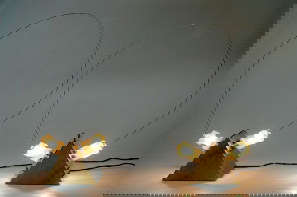 Studio A.R.D.I.T.I.; Gamberini, Gianni: Studio A.R.D.I.T.I.; Gianni Gamberini. Pair of 'B.T.' table lights, designed in 1971. H. 47 cm. Made by Nucleo Sormani spa. Wood, chrome-plated sheet steel, perspex, steel wire. Marked: Maker's mark.