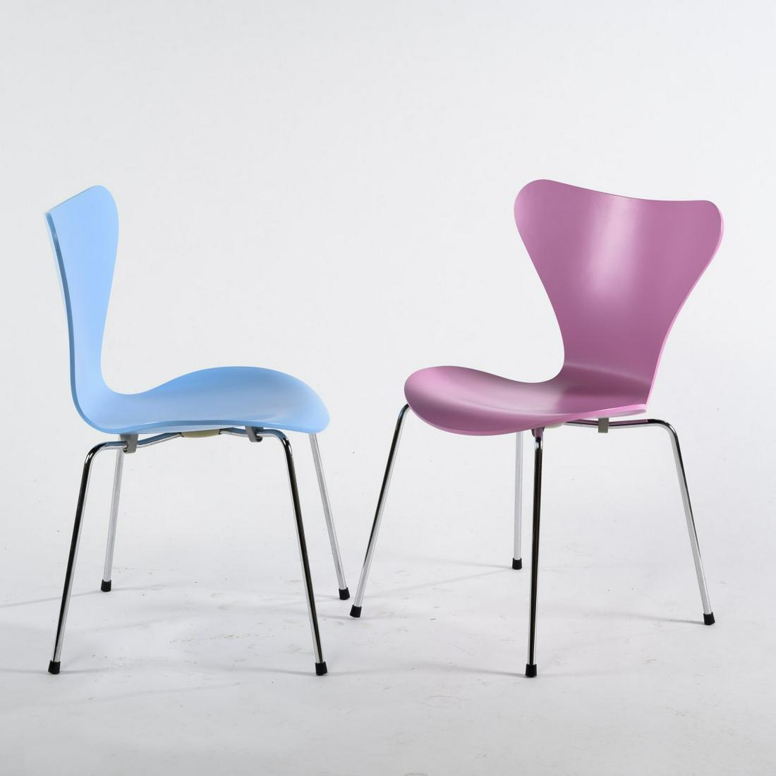 Arne Jacobsen, 2 '3107' stacking chairs, 1955 (1 of 5)