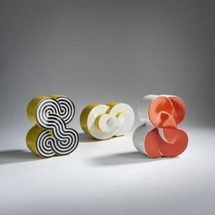 Natale Sapone (1920 Reggio Calabria - 2002 Frauenfeld),: Natale Sapone (1920 Reggio Calabria - 2002 Frauenfeld), Three small porcelain objects, 1970-1980, 3 objects made of porcelain, partly painted and glazed. Approx. L. 6.0 x 12.0 x 19.0 cm - approx. L. 1