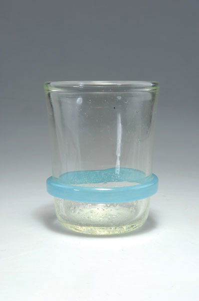 Verreries Schneider, Epinay-sur-Seine. Vase, circa: Verreries Schneider, Epinay-sur-Seine. Vase, circa 1930. H. 17 cm. Clear, bubbly glass, applied band with blue powder inclusions. Signed: CHARDER.