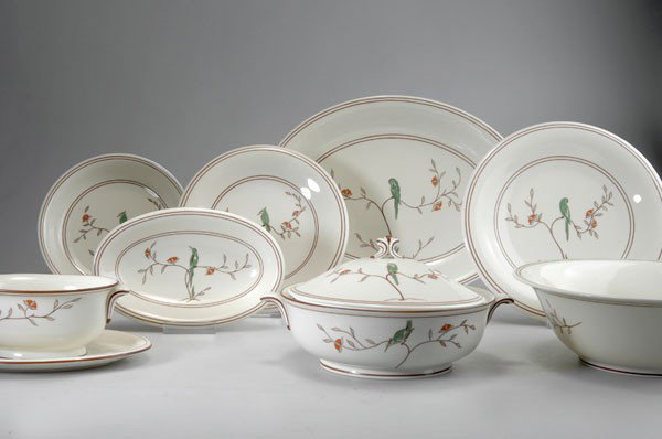 Marcel Goupy. Dining set, circa 1950. 48 pieces. 1: Marcel Goupy. Dining set, circa 1950. 48 pieces. 17 plates, Dm. 25.1 cm; 10 dessert plates, Dm. 22.4 cm; 12 bowls, Dm. 19.9 cm. 2 centrepieces, Dm. 22.4 cm; large oval plate, 40.2 x 30,.2 cm; oval pla
