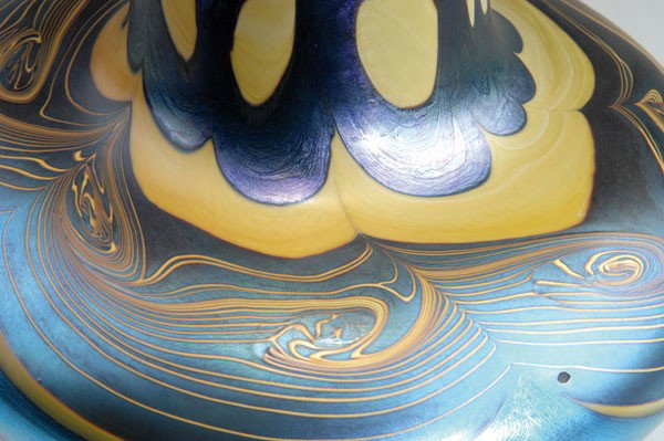 Louis C. Tiffany, New York. Vase, 1901. H. 30.4 c - 2