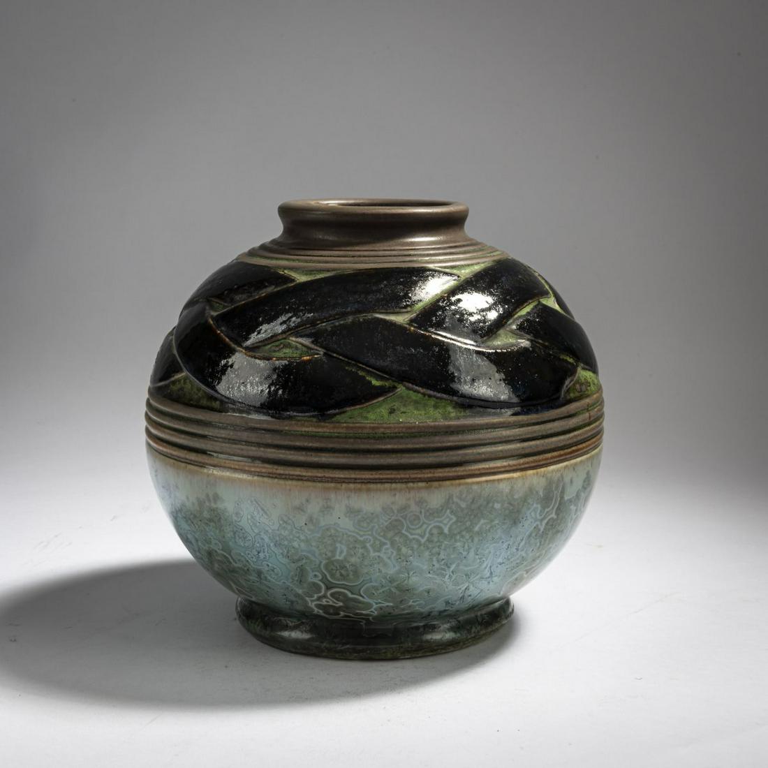 Géo Condé, Vase, c. 1930: Géo Condé, Vase, c. 1930, H. 20 cm. Execution: Joseph & Pierre Mougin, Nancy. Stoneware, relief, polychrome matt glazed, in the lower area crystal glaze. Marked: GRES MOUGIN NANCY, 1
