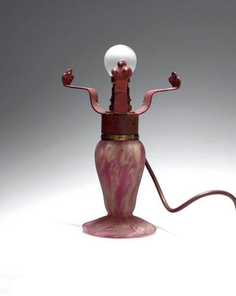 Verreries Schneider, Epinay-sur-Seine. Lamp base, 1918-: Verreries Schneider, Epinay-sur-Seine. Lamp base, 1918-24. H. 15.5 cm. Clear glass with yellow and pink powder inclusions. Marked: Schneider, amphora. Mounting of wroughtiron.