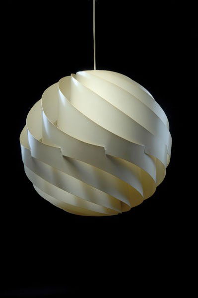 Louis Weisdorf. 'Model No. L-7 Turbo' pendant light, de: Louis Weisdorf. 'Model No. L-7 Turbo' pendant light, designed circa 1963. Diameter 58.5 cm. Made by Lyfa, Ballerup. Aluminium lamella, painted white.