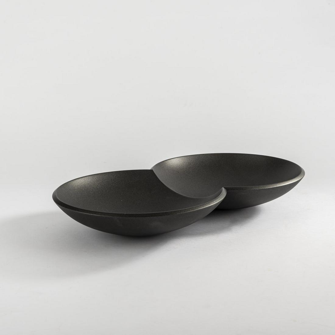 Alfredo Häberli; Christophe Marchand, Large 'Malvinas' bowl, 1996: Alfredo Häberli; Christophe Marchand, Large 'Malvinas' bowl, 1996, 47 x 27 cm. Made by Danese, Milan. Steel, powder-coated black.,