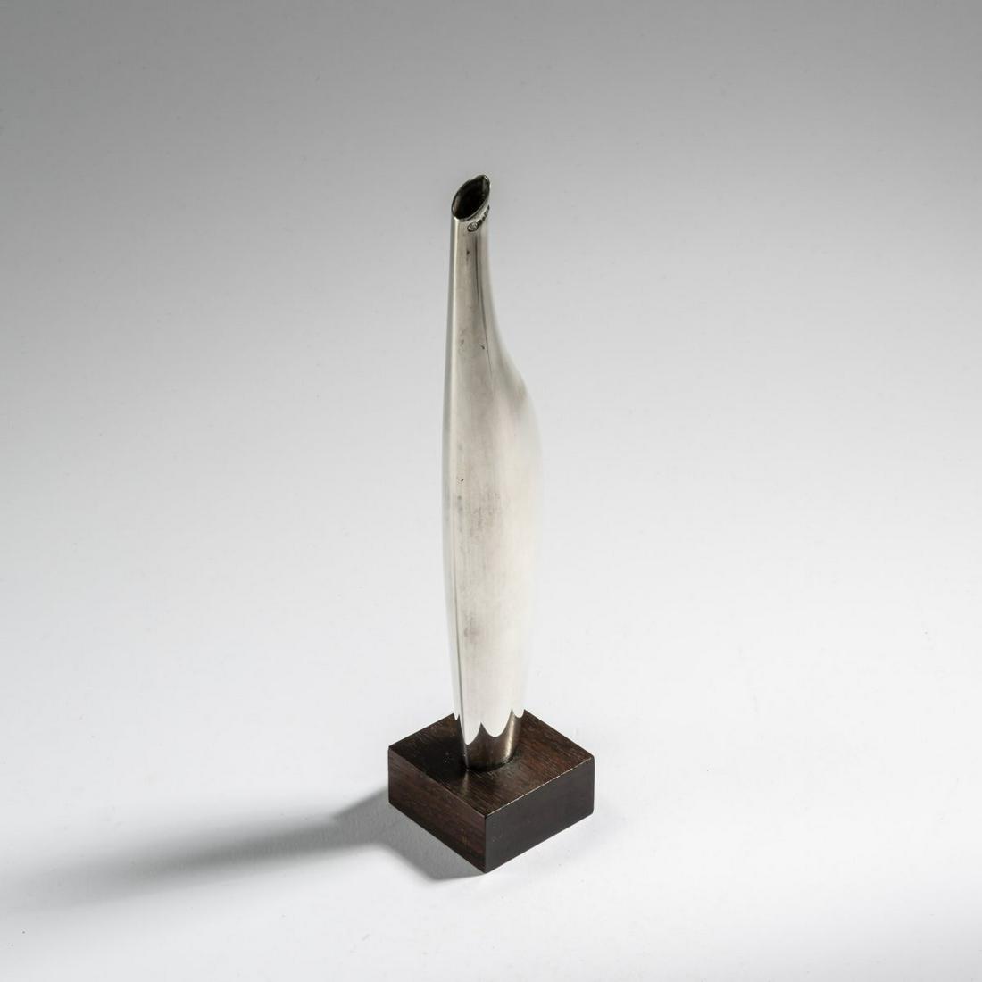 Tapio Wirkkala (after), Vase 'TW 17', 1954: Tapio Wirkkala (after), Vase 'TW 17', 1954, H. 19.5 cm. Made in Sweden. Silver, jacaranda wood. Marked: Workshop mark JLH, Swedish silver hallmarks, 925 (embossed)., Cf. Exh. cat. Tapio Wirkkala. Coll