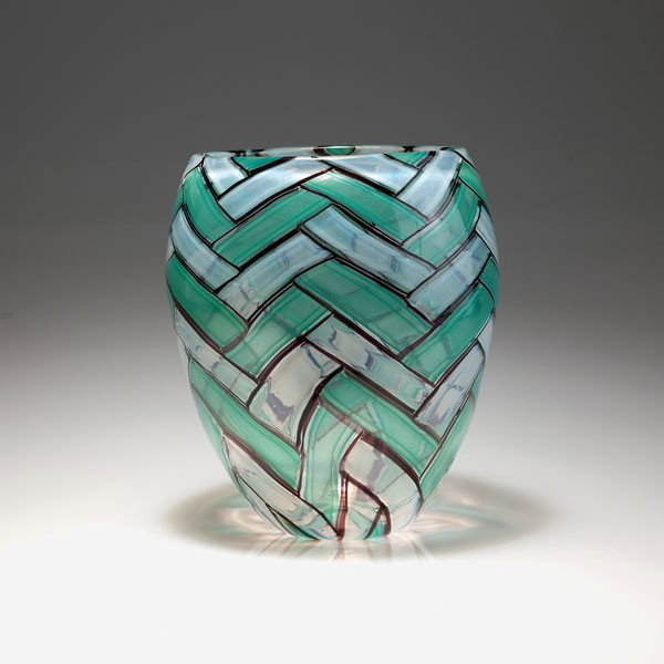 Barovier, Ercole: Ercole Barovier. 'A spina' vase. H. 24 cm. Designed in 1958. Made by Barovier & Toso. Glass, clear, fused platelets in jade green and opalescent white with deep-purple edges. Marked: barovier & toso m