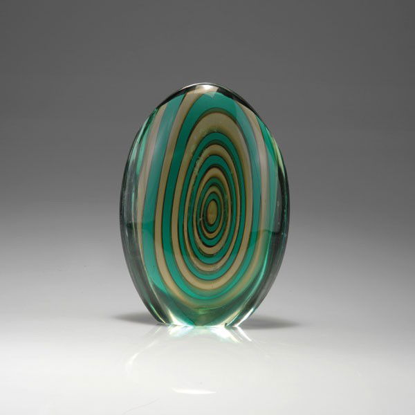 Poli, Flavio: Flavio Poli. 'Valva siderale' vase. H. 21.4 cm. Designed in 1952. Made by Seguso Vetri d'Arte. Cased glass, clear, included concentric circles in green and yellow.