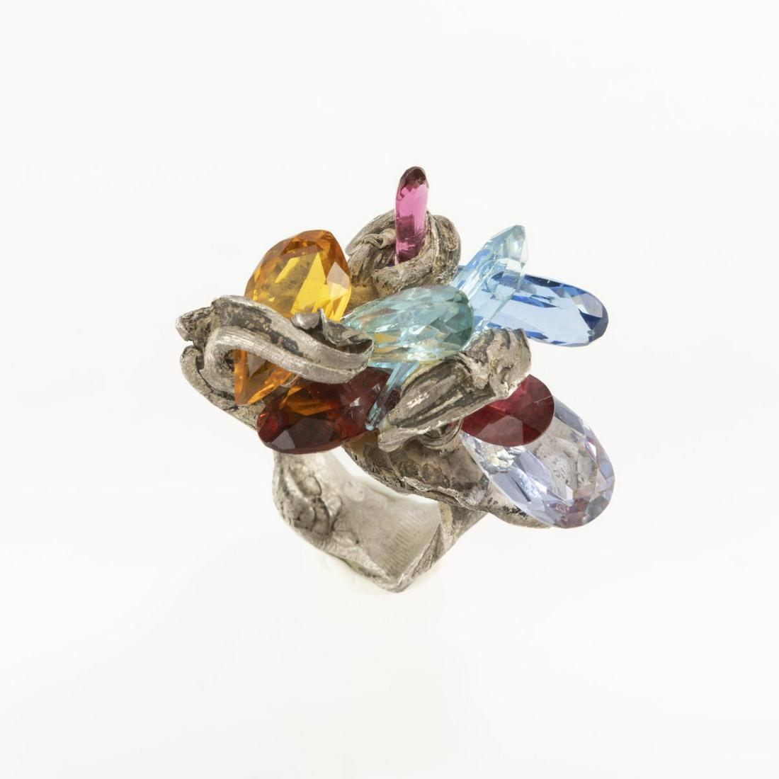 Karl Fritsch (1963 Sonthofen - lives in Wellington), 'Steinhaufenring' ring, 2005: Karl Fritsch (1963 Sonthofen - lives in Wellington), 'Steinhaufenring' ring, 2005, Silver, colored glass stones. 59.91 grams. Thru 57.5. Signed: KF (engraved)., Lim (ed.), Karl Fritsch. Metrosideros R